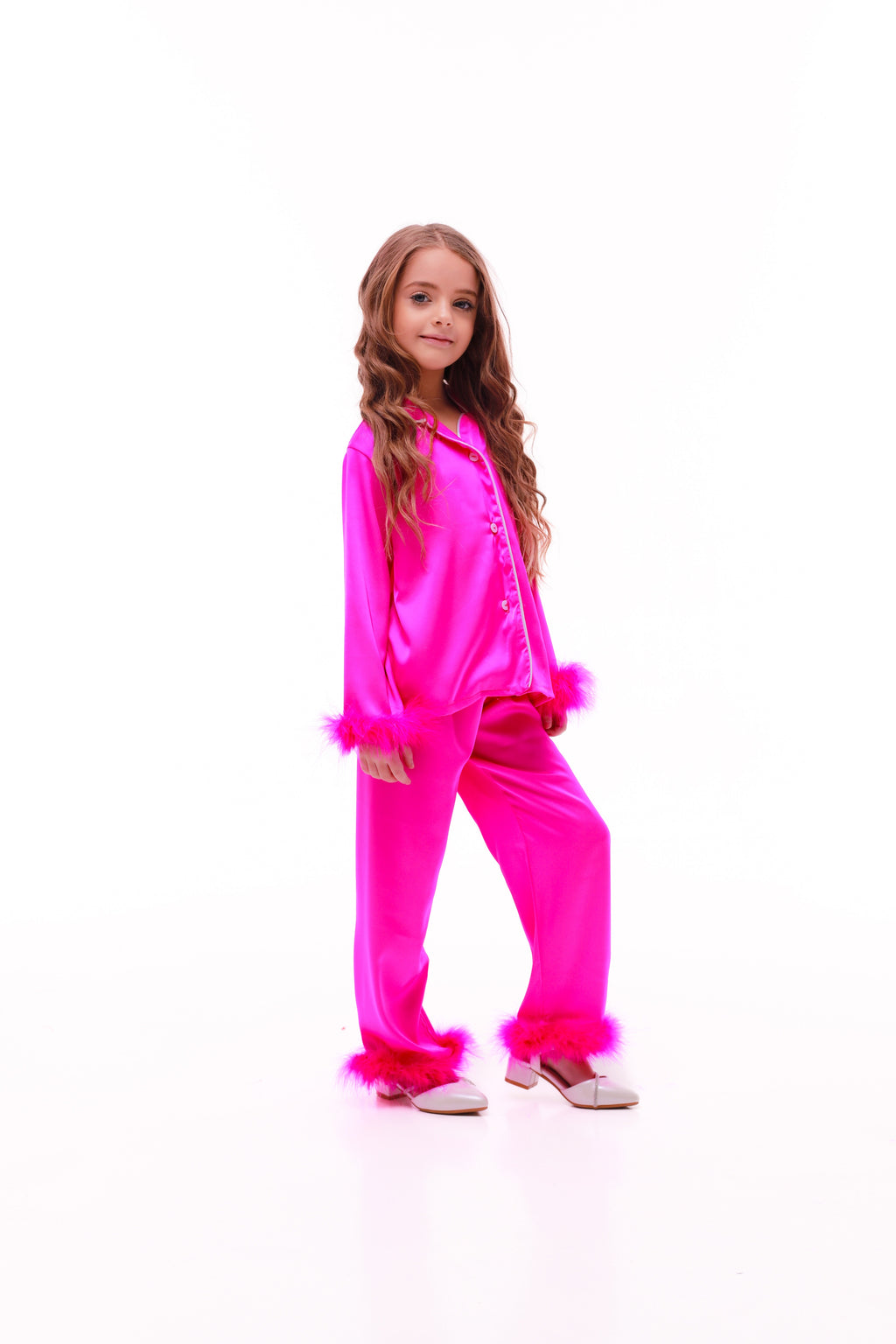 ДИТЯЧА ШОВКОВА ПІЖАМА З ПУХОМ ФУКСІЯ