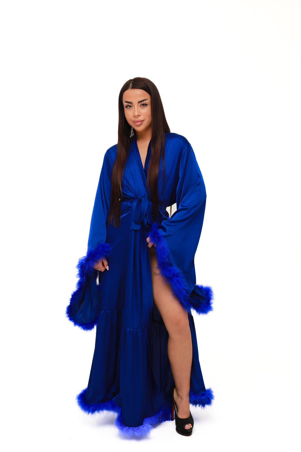 ХАЛАТ - ВОЛАН З ПУШКОМ ДОВГИЙ ЕЛЕКТРИК