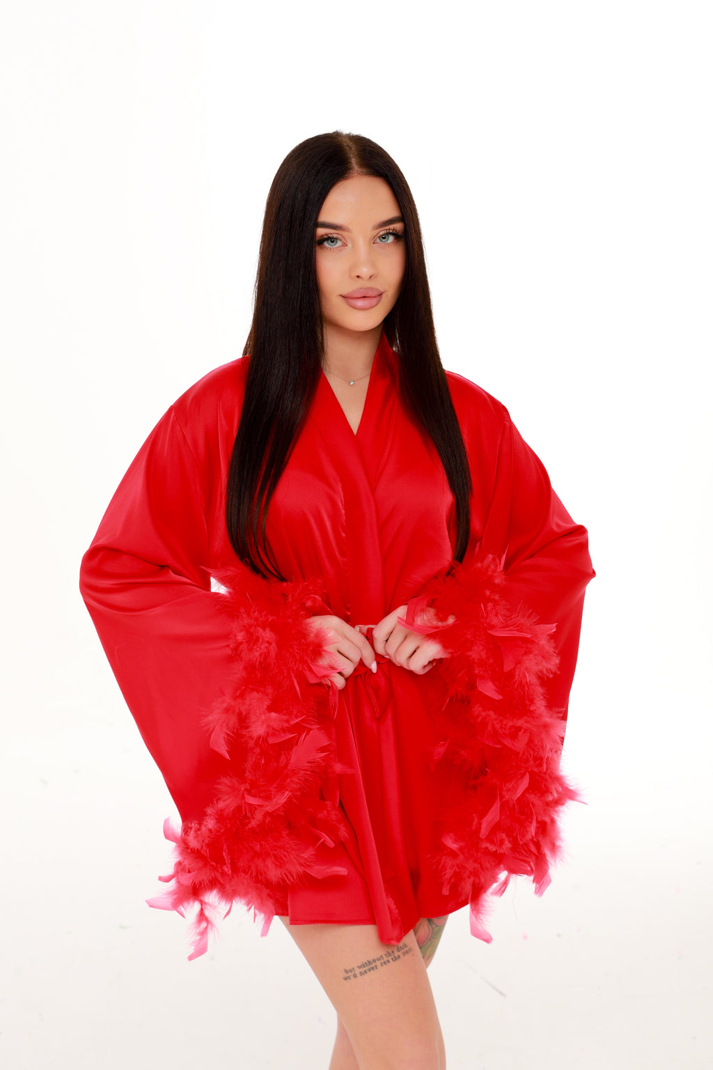 ХАЛАТ З ПІР’ЯМ ЧЕРВОНИЙ короткий