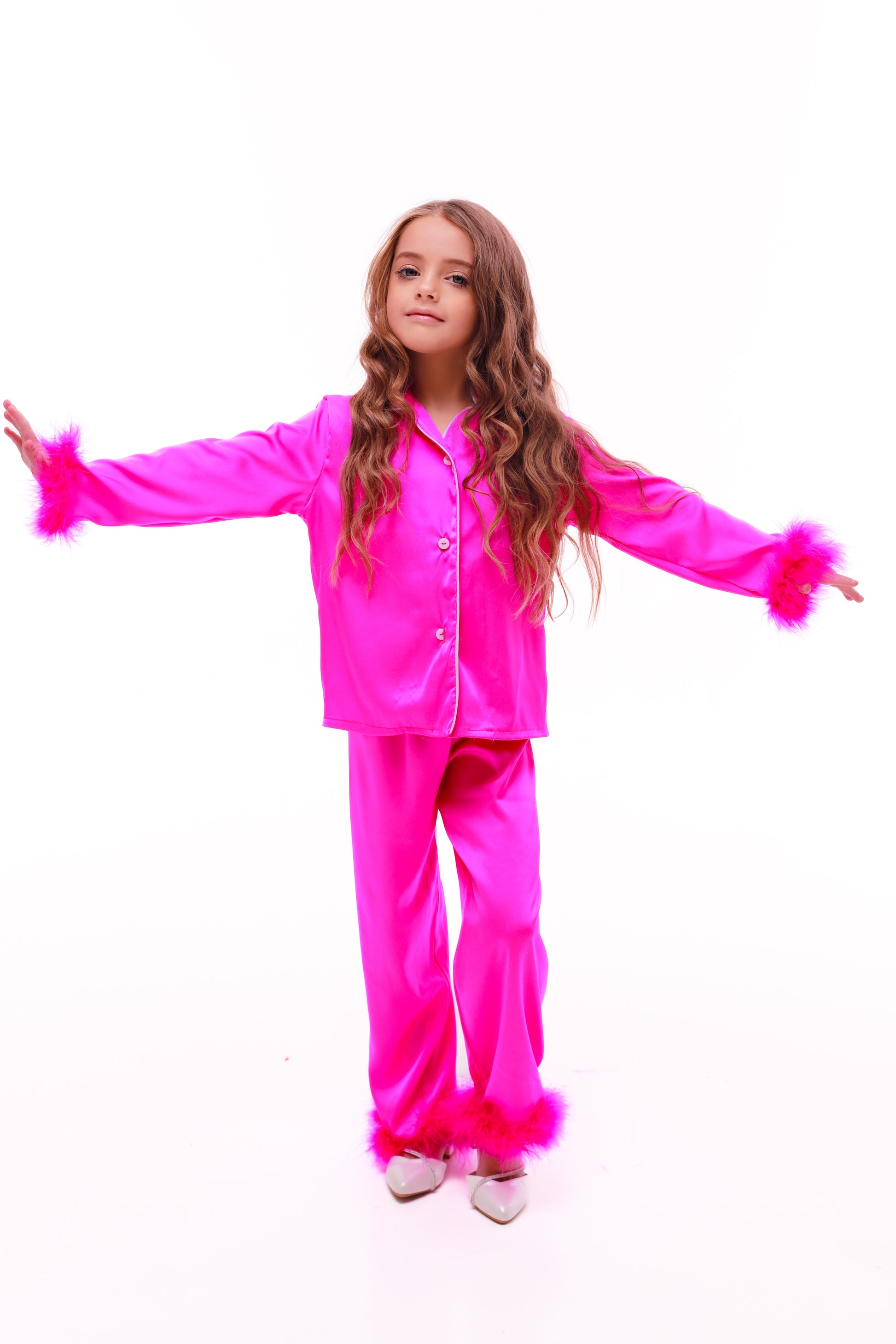 ДИТЯЧА ШОВКОВА ПІЖАМА З ПУХОМ ФУКСІЯ