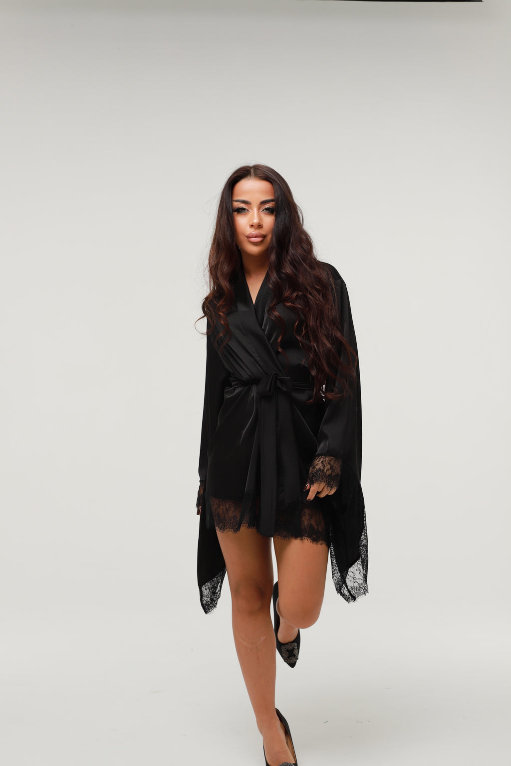 ШОВКОВИЙ ХАЛАТ З МЕРЕЖИВОМ МІНІ