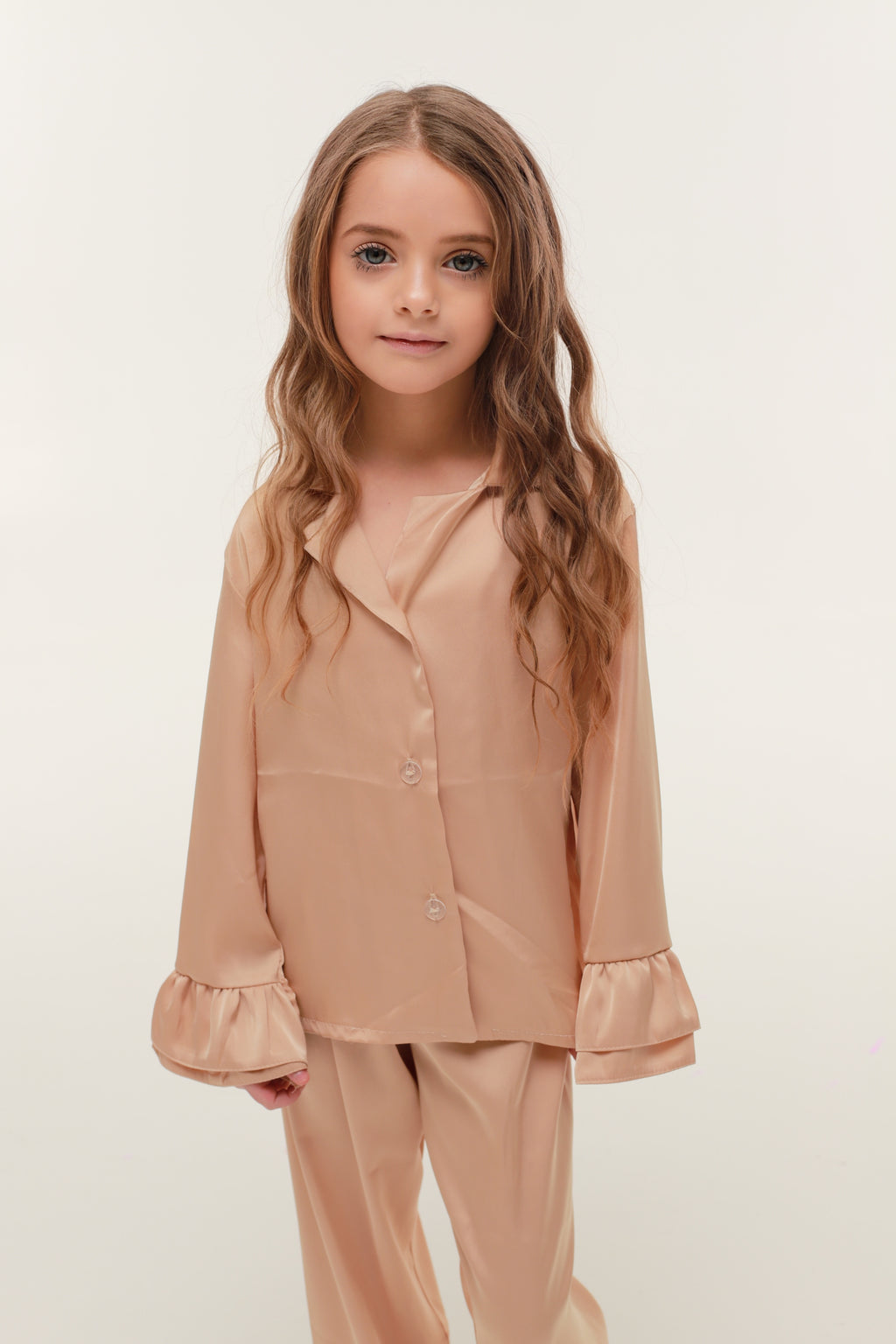 ДИТЯЧА ПІЖАМА З РЮШАМИ БЕЖ