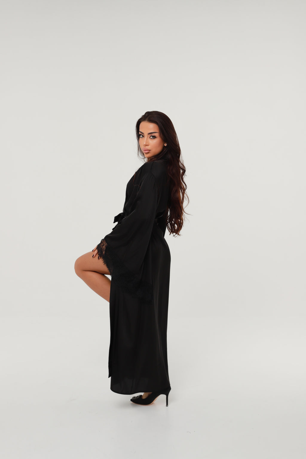 ШОВКОВИЙ ХАЛАТ З МЕРЕЖИВОМ МАКСІ