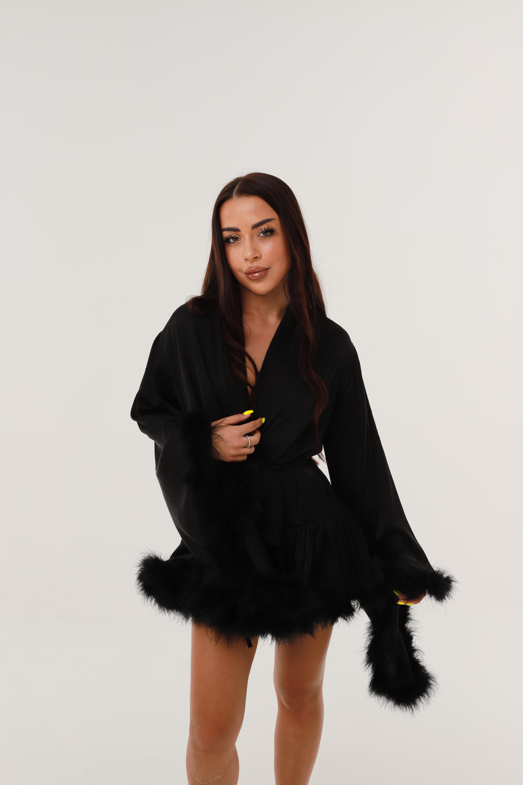 ХАЛАТ - ВОЛАН З ПУШКОМ ЧОРНИЙ