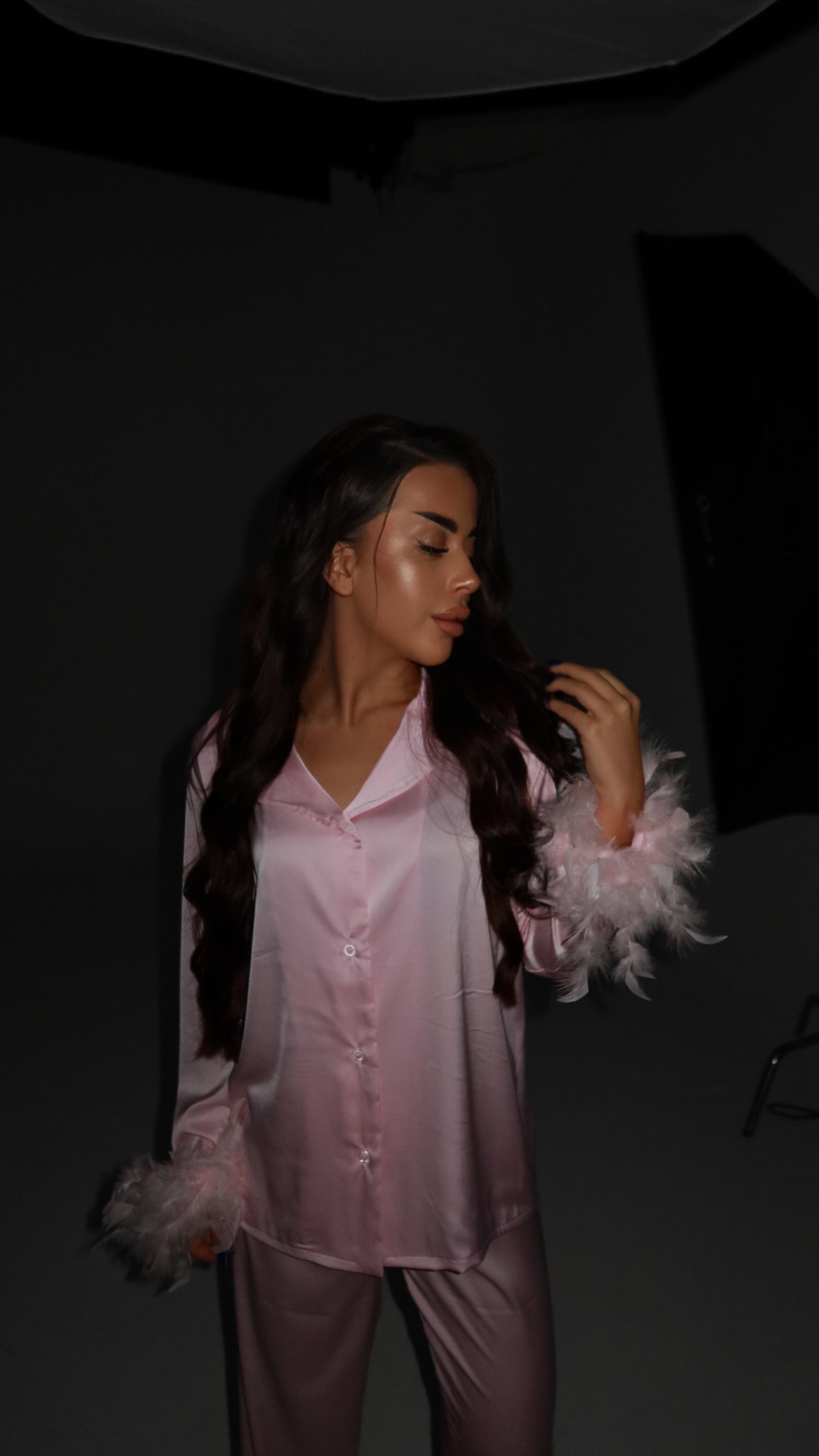 ПІЖАМНИЙ КОСТЮМ З ПІРʼЯМ РОЖЕВИЙ