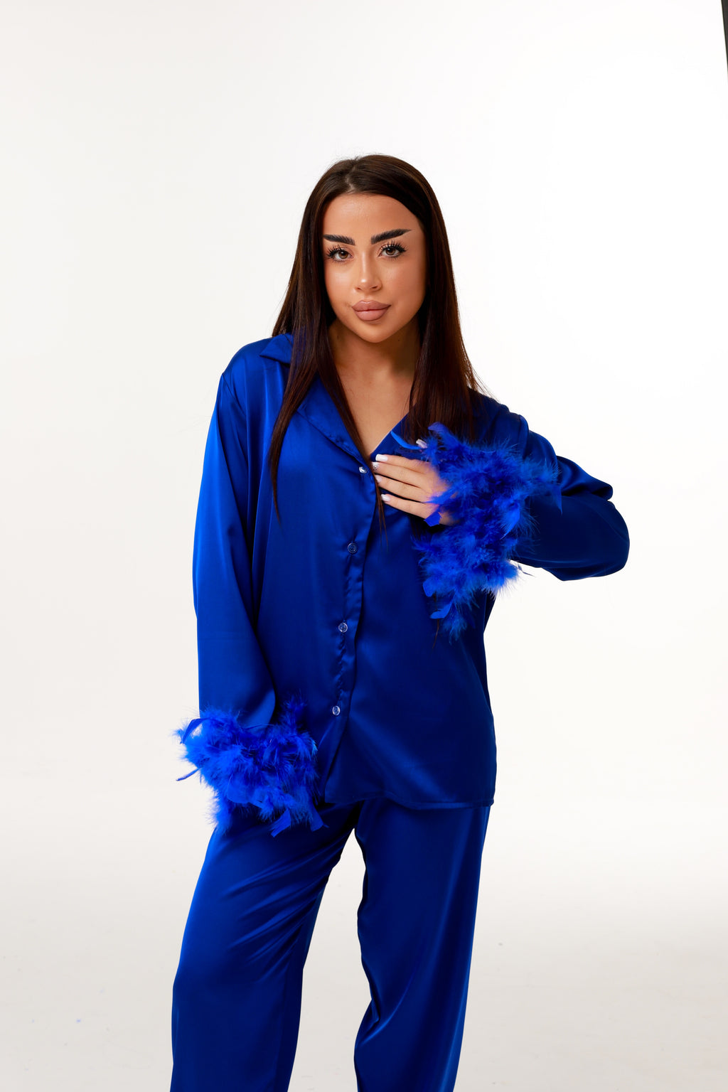 ПІЖАМНИЙ КОСТЮМ З ПІРʼЯМ електрик