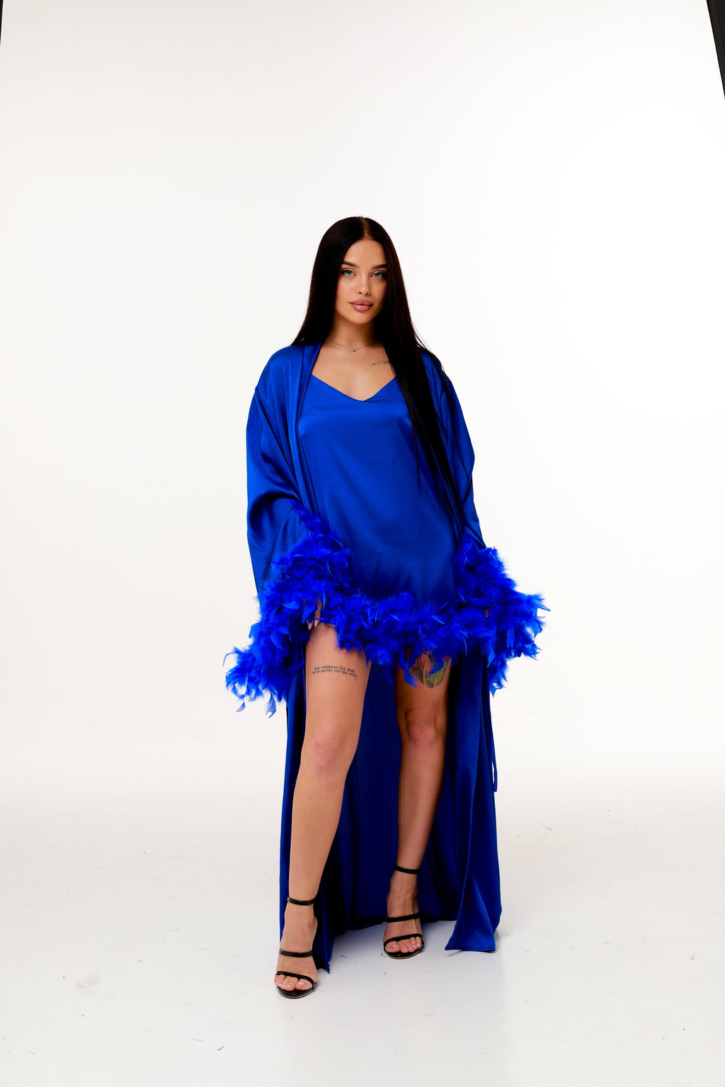 КОМПЛЕКТ : ДОВГИЙ ХАЛАТ З ПІРʼЯМ + СОРОЧКА З ПІРʼЯМ МІНІ ЕЛЕКТРИК