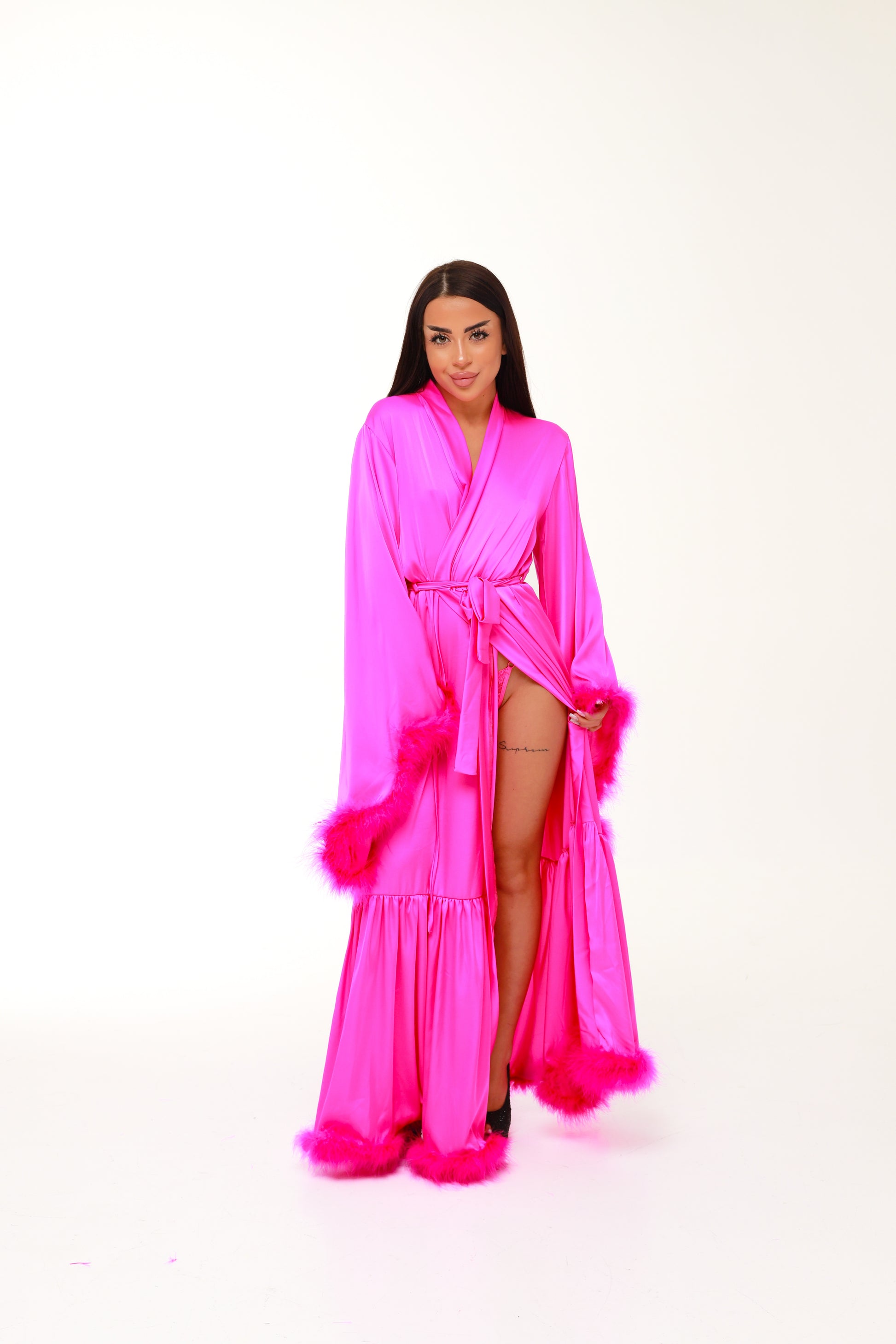 ХАЛАТ - ВОЛАН З ПУШКОМ ДОВГИЙ ФУКСІЯ