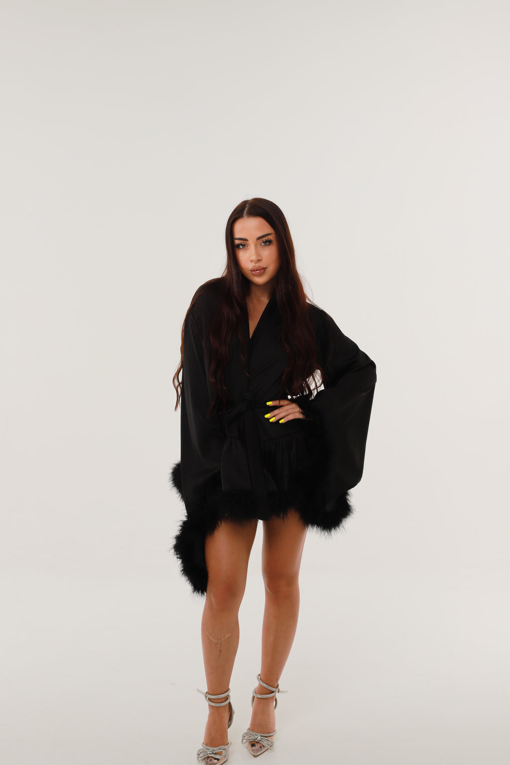 ХАЛАТ - ВОЛАН З ПУШКОМ ЧОРНИЙ