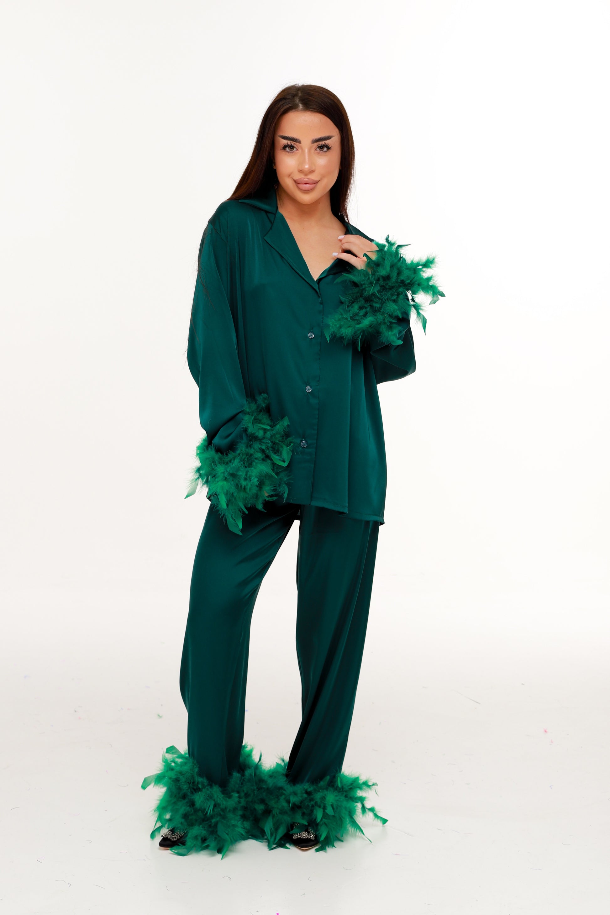 ПІЖАМНИЙ КОСТЮМ З ПІРʼЯМ смарагд