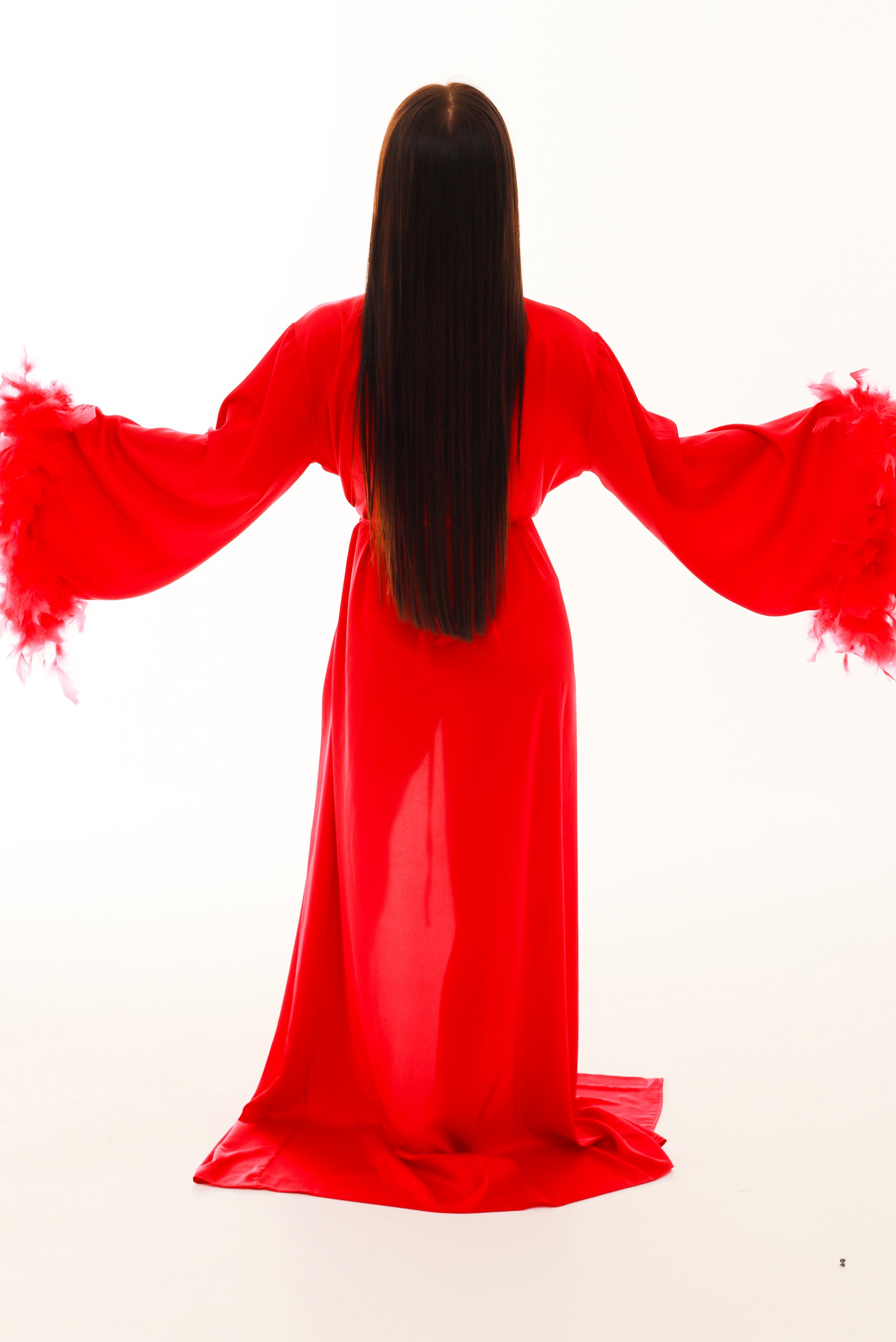 ХАЛАТ З ПІРʼЯМ ТА ЗІ ШЛЕЙФОМ ЧЕРВОНИЙ