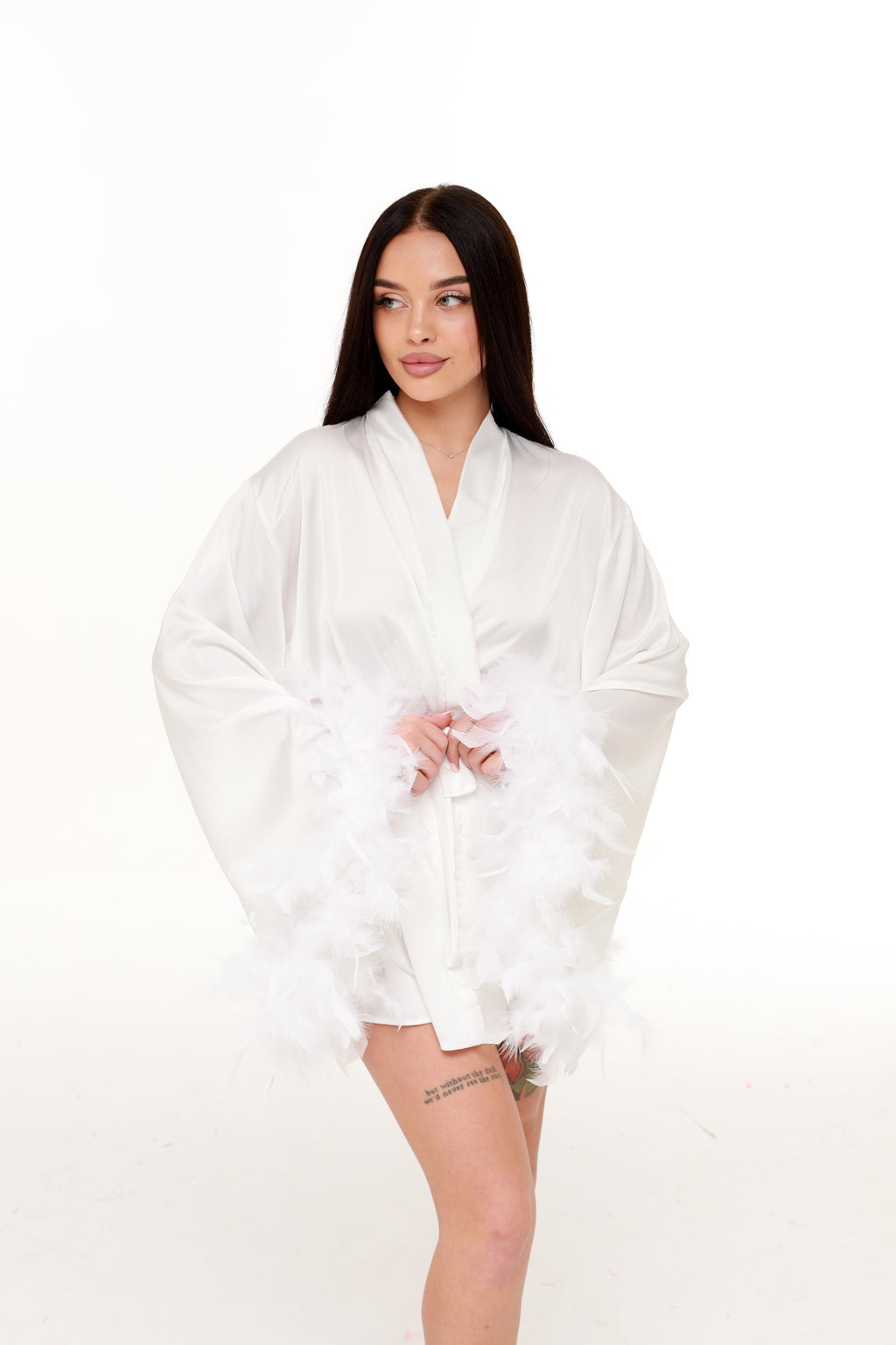 ХАЛАТ З ПІР’ЯМ БІЛИЙ короткий